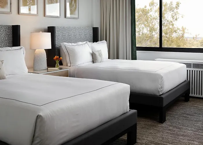 Pet Friendly hotel: Glover Park Hotel Georgetown